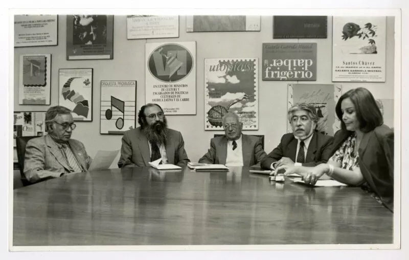 Consejo Nacional del Libro  [fotografía].