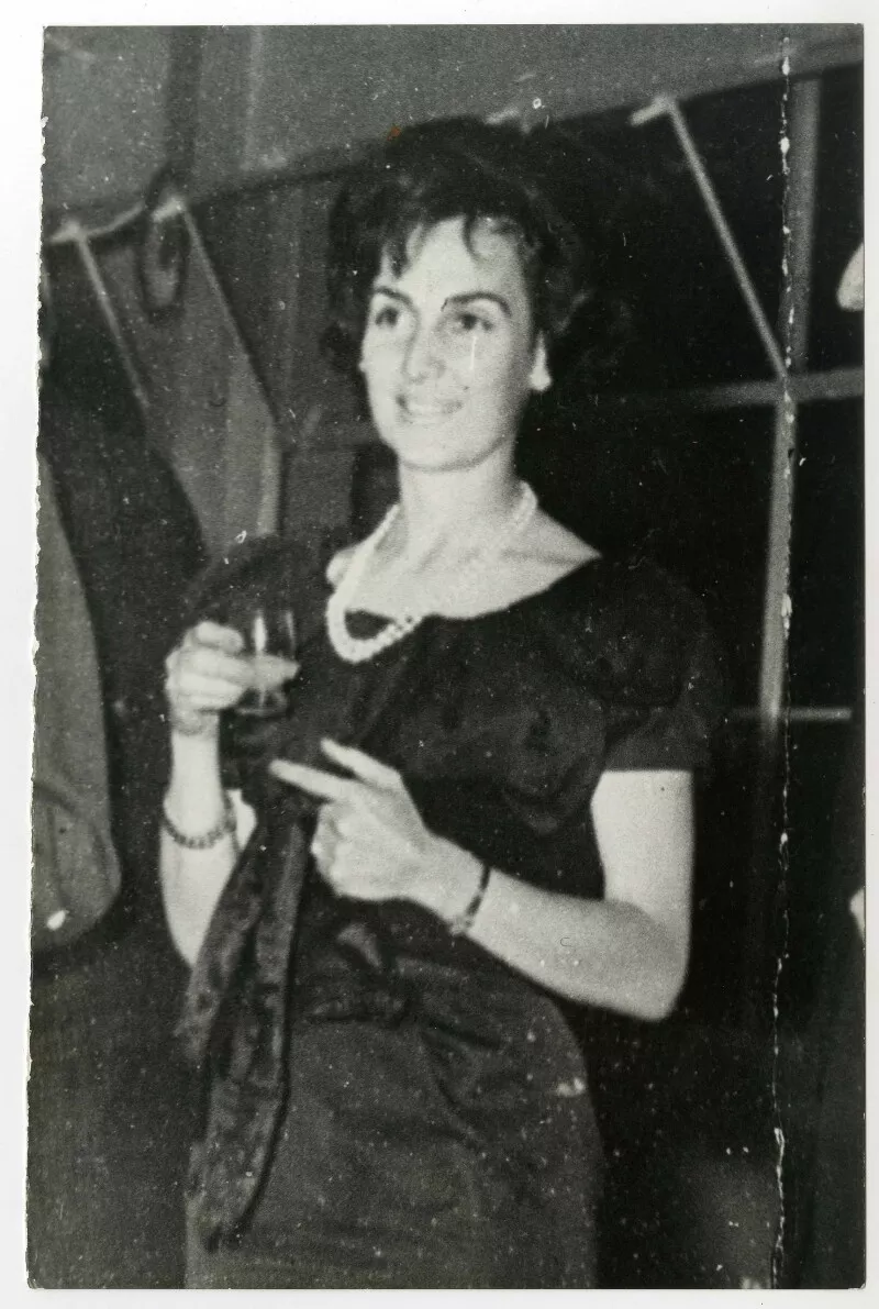Elisa Serrana  [Fotografía].