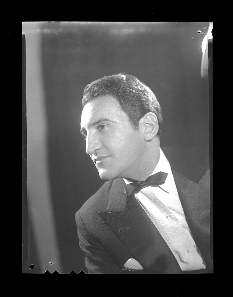 [Raúl Videla]  [fotografía] Alfredo Molina Lahitte.