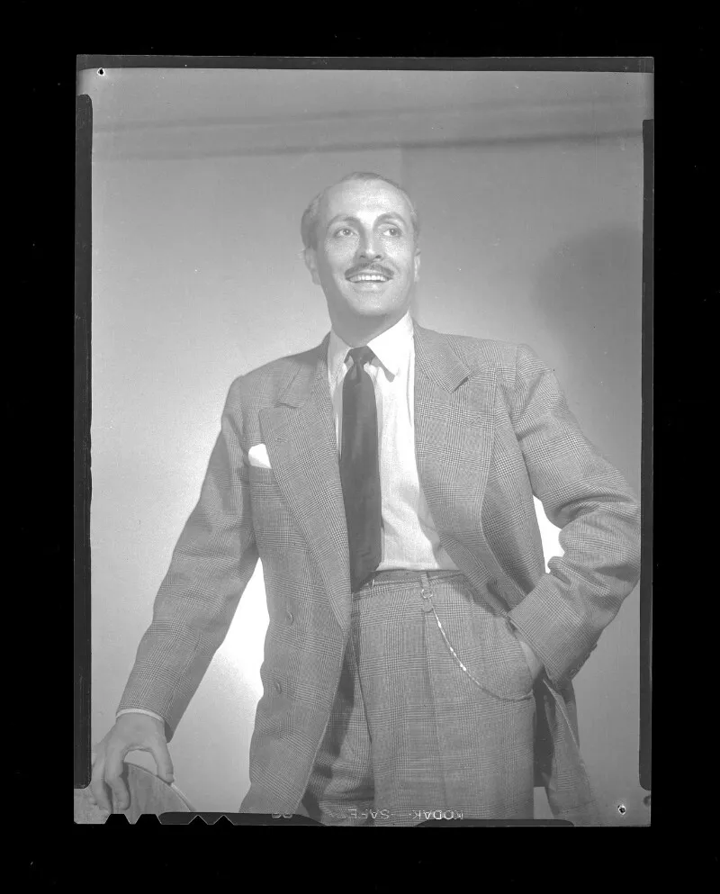 [Francisco Flores del Campo]  [fotografía] Alfredo Molina Lahitte.