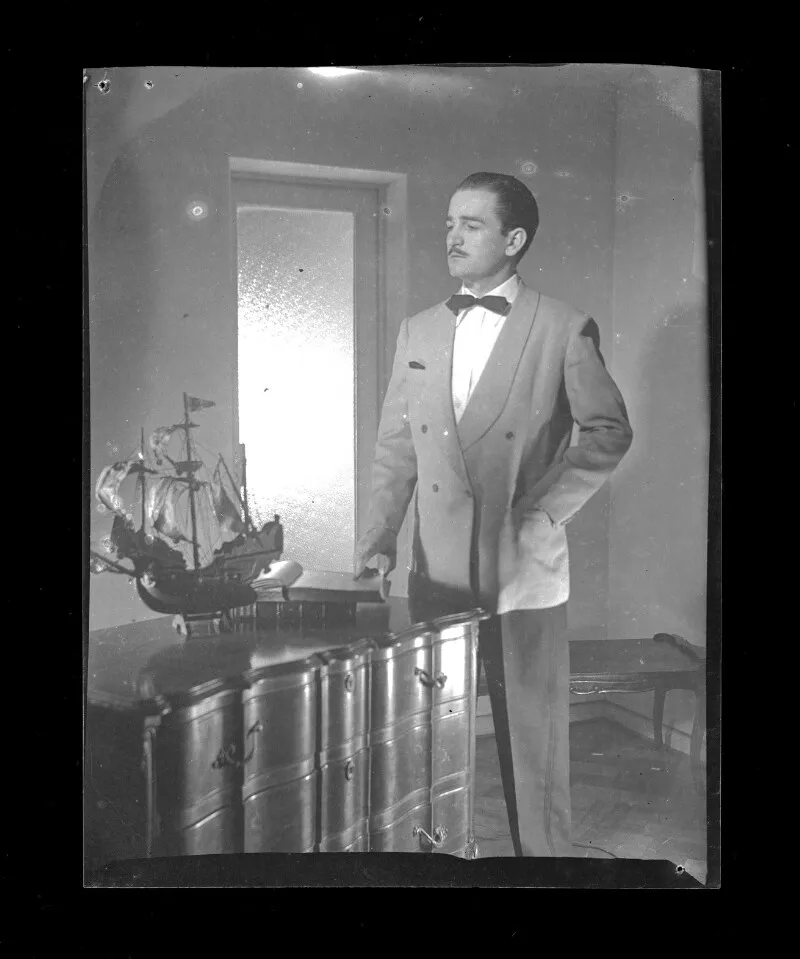 [Leo Marini]  [fotografía] Alfredo Molina Lahitte.