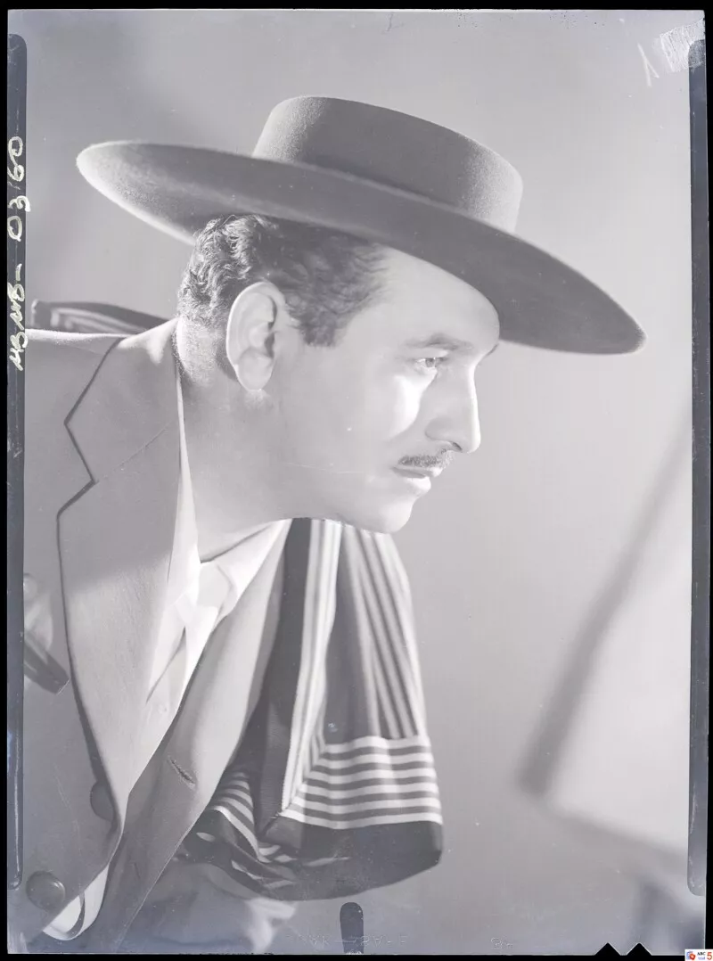 [Raúl Gardy]  [fotografía] Alfredo Molina Lahitte.