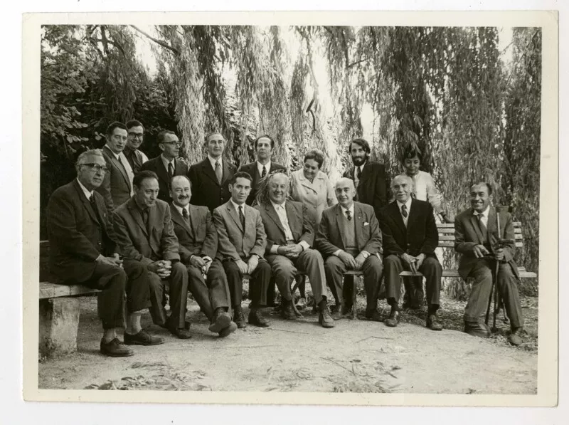 [Encuentro Grupo "Los inútiles"]  [fotografía].