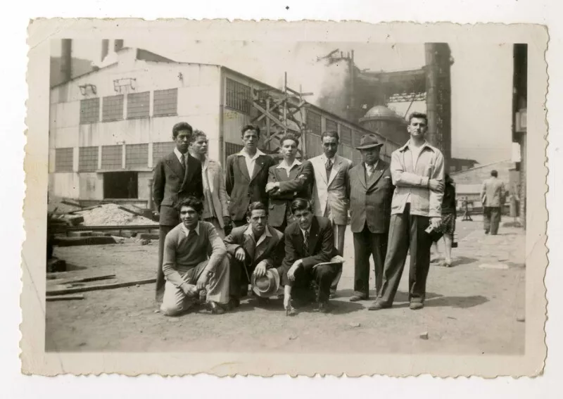 [Oscar Castro]  [fotografía].