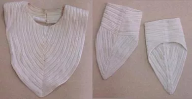 Juego de pechera y puños
