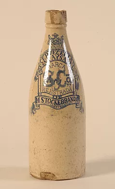 Botella de cerveza Santa Isabel