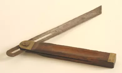 Falsa escuadra
