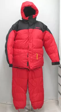 Traje de alta montaña