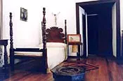 Cama