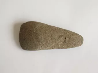 Hacha (lítica)
