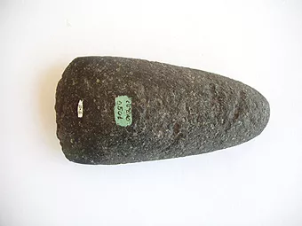 Hacha (lítica)