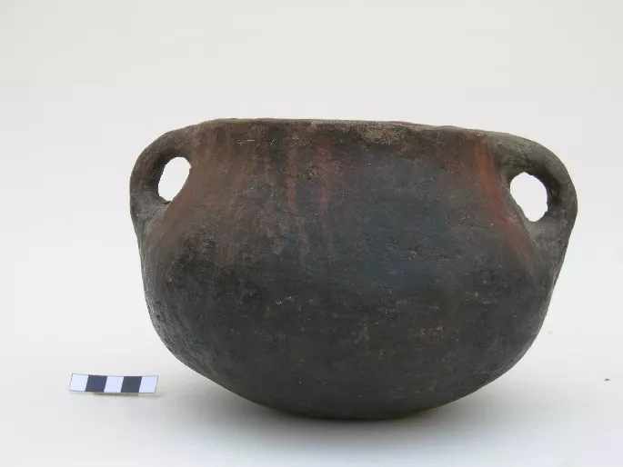 Olla (arqueológica y etnográfica)