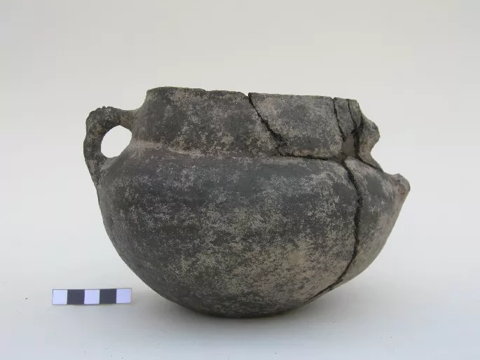 Olla (arqueológica y etnográfica)
