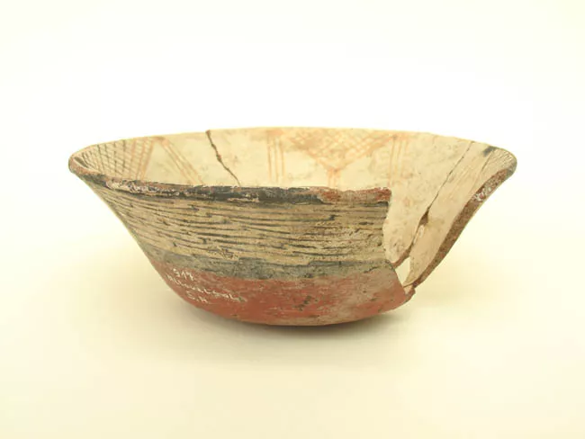 Plato (arqueológico y etnográfico)