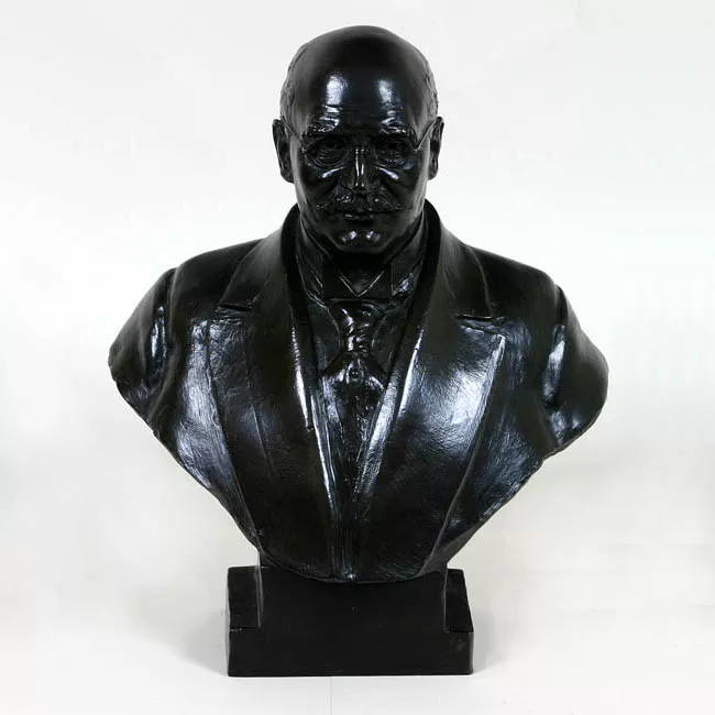 José Menéndez y Menéndez
