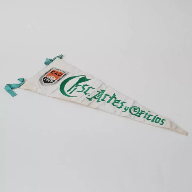 Banderín Escuela Artes y Oficios