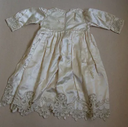Traje de bautizo