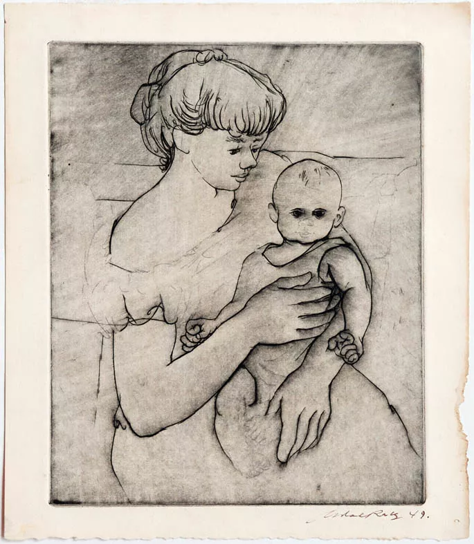 Madre con niño en los brazos