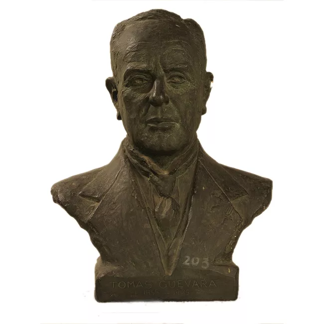 Busto de Tomás Guevara Silva