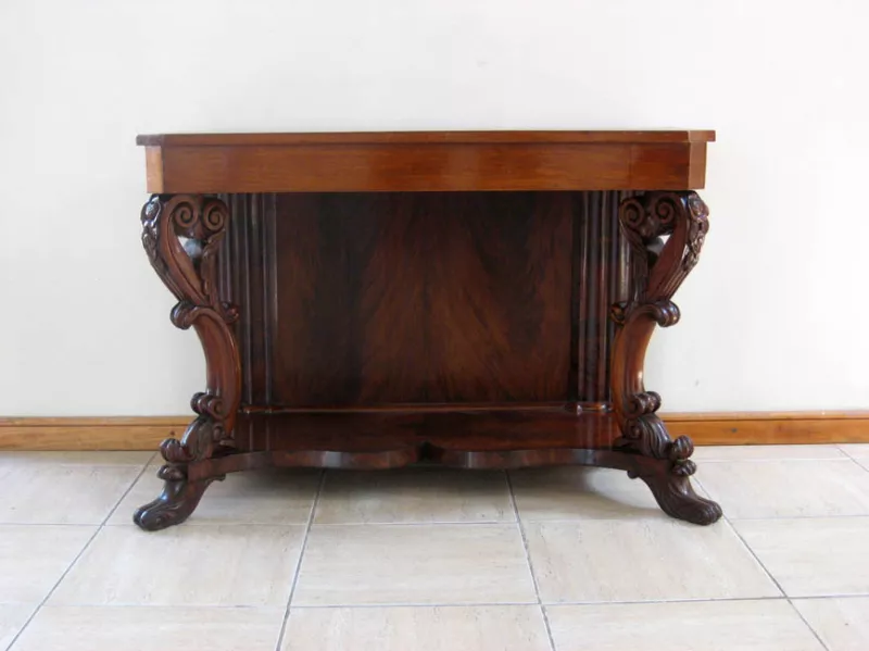 Mesa de arrimo