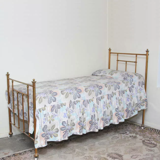 Cama