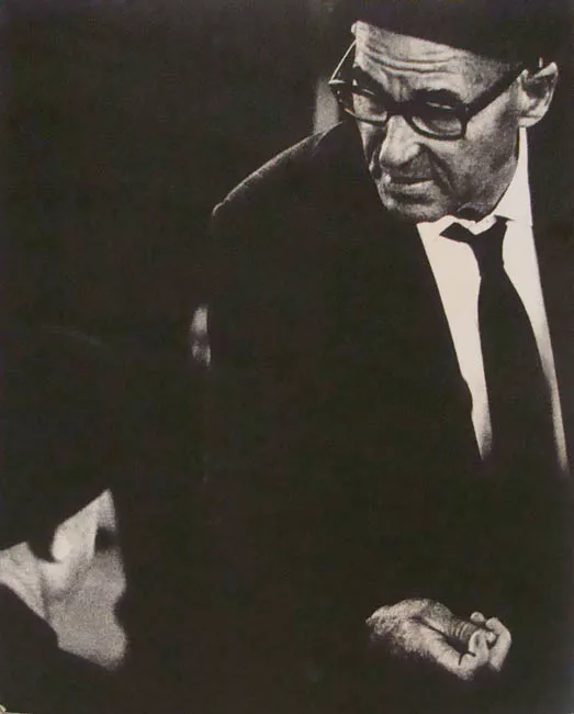 Luis Falconi, escultor