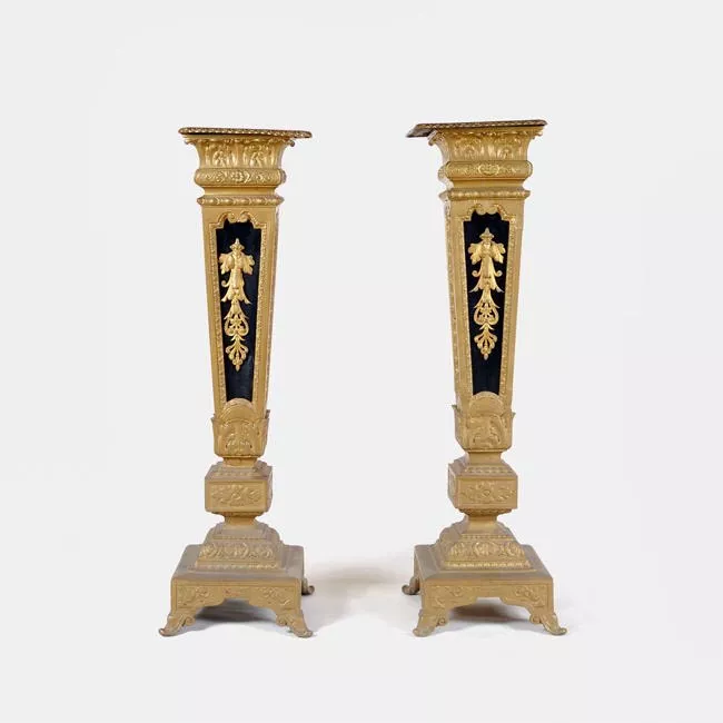 Pedestal