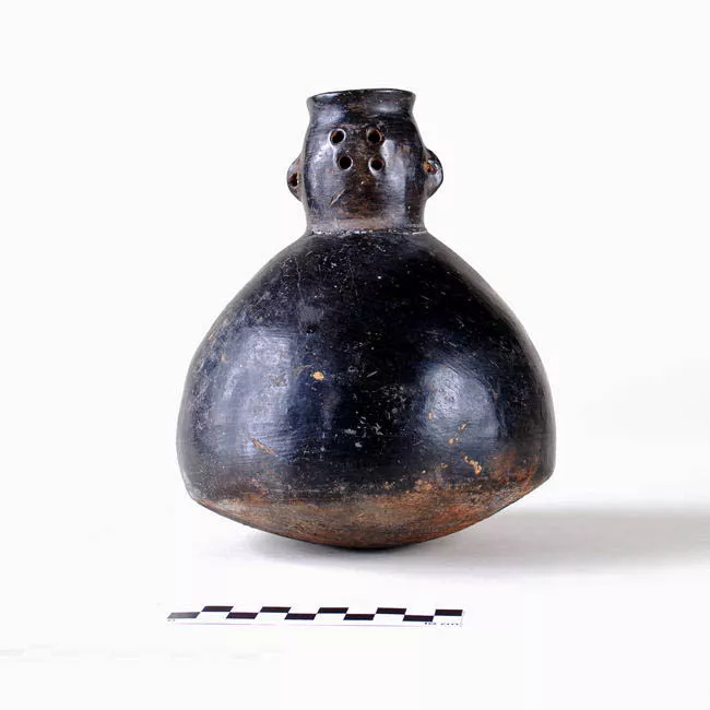 Botella (arqueológica y etnográfica)