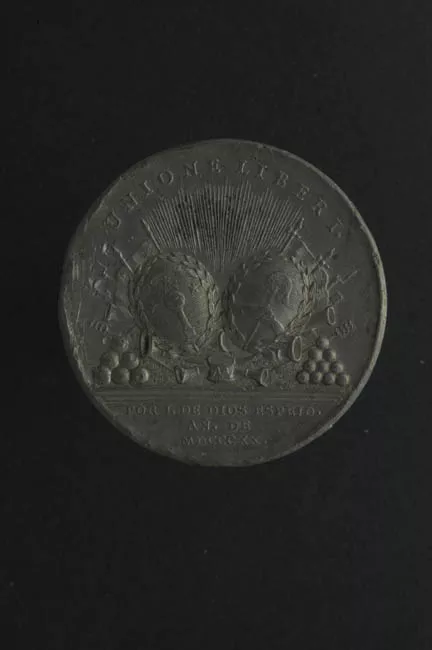 A LA UNION DE CHILE Y ARGENTINA