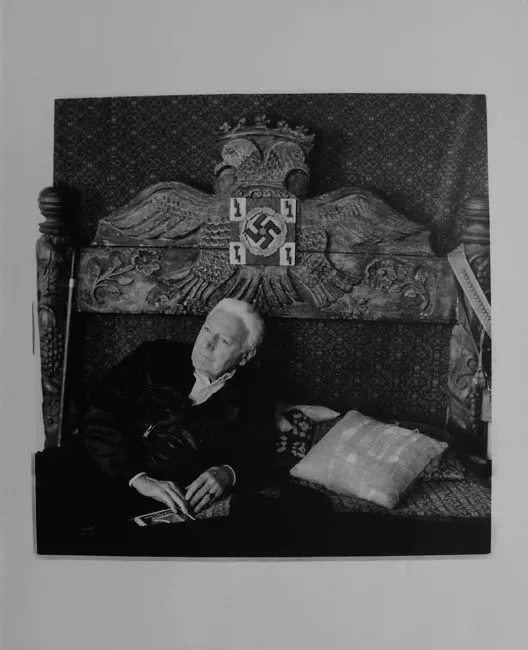Miguel Serrano, poeta y diplomático