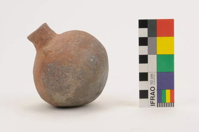 Botella (arqueológica y etnográfica)