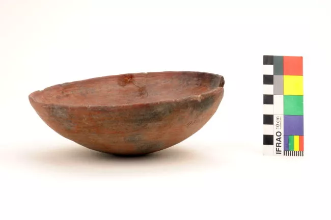 Plato (arqueológico y etnográfico)