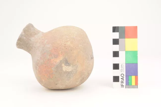 Botella (arqueológica y etnográfica)