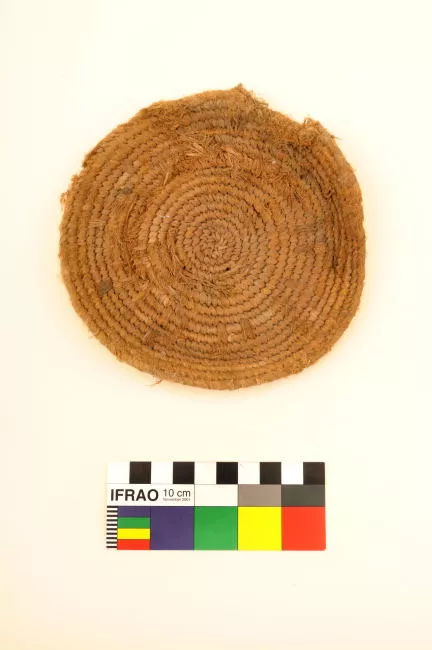 Plato (arqueológico y etnográfico)
