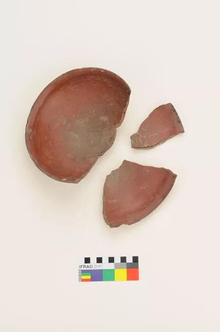Plato (arqueológico y etnográfico)