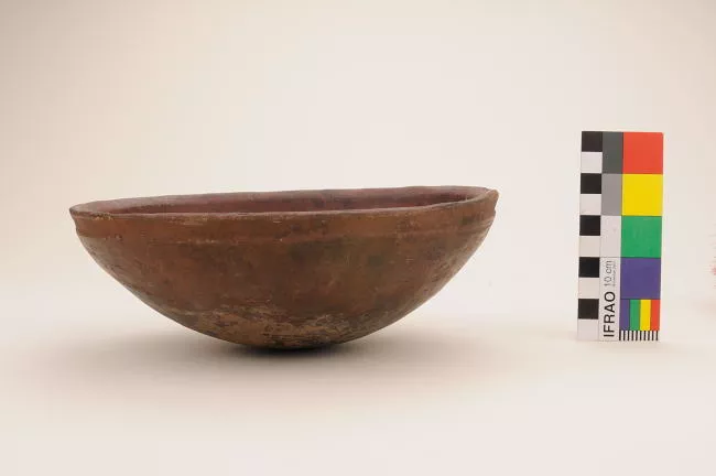 Plato (arqueológico y etnográfico)