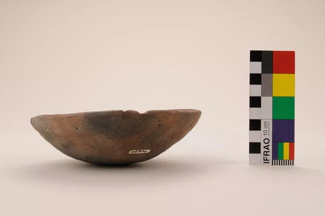 Plato (arqueológico y etnográfico)