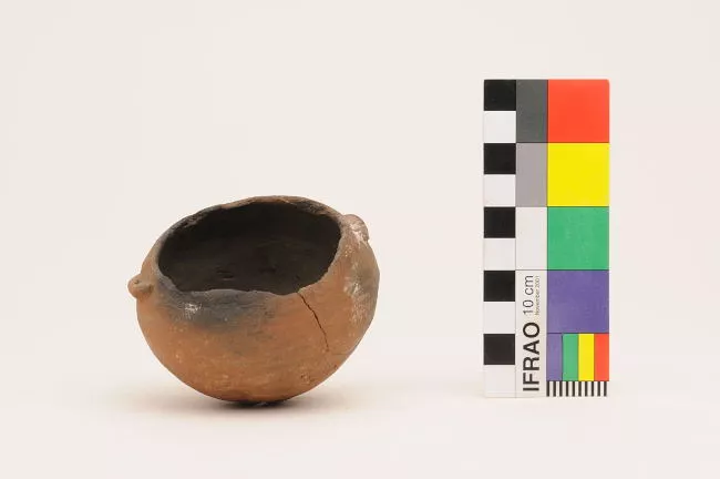 Olla (arqueológica y etnográfica)
