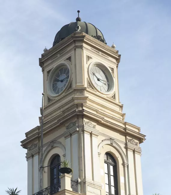 Reloj de campanario