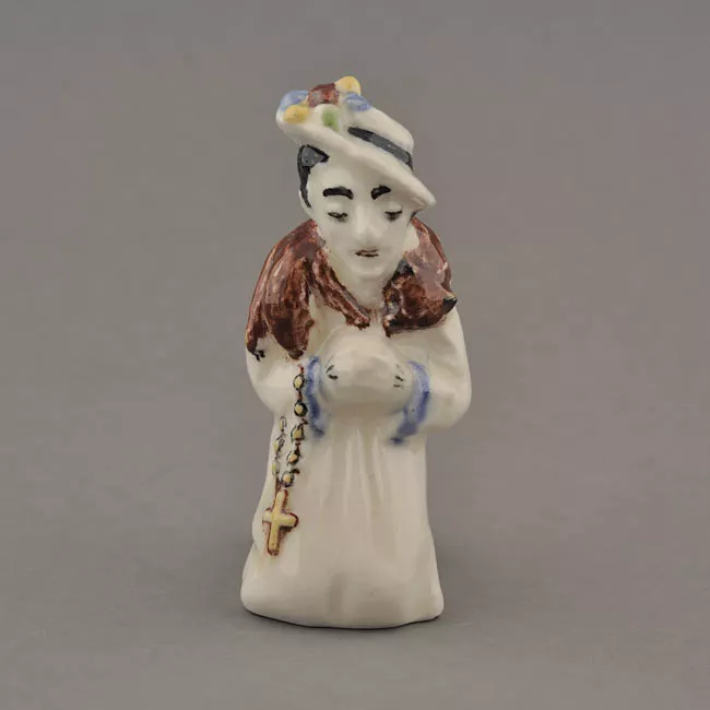 Mujer rezando