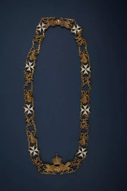 Collar de la Orden de San Miguel y San Jorge a Jorge Alessandri Rodríguez 