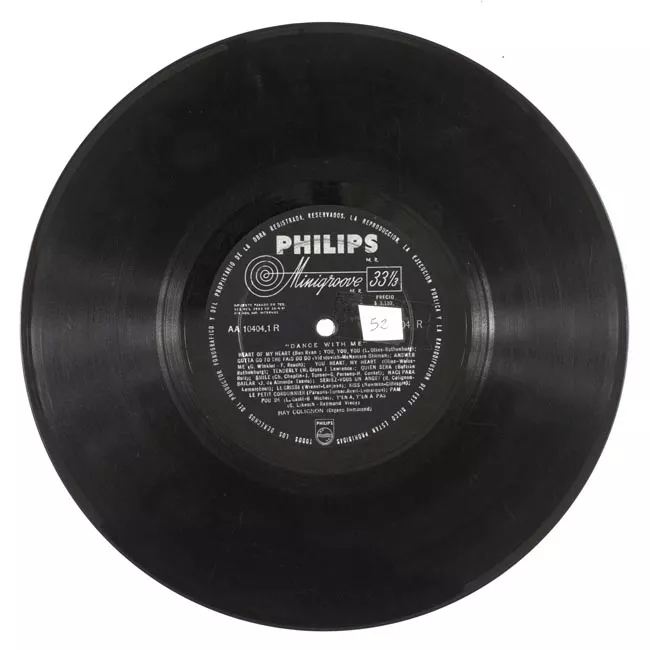Baila conmigo. Dance With Me (Potpourri)