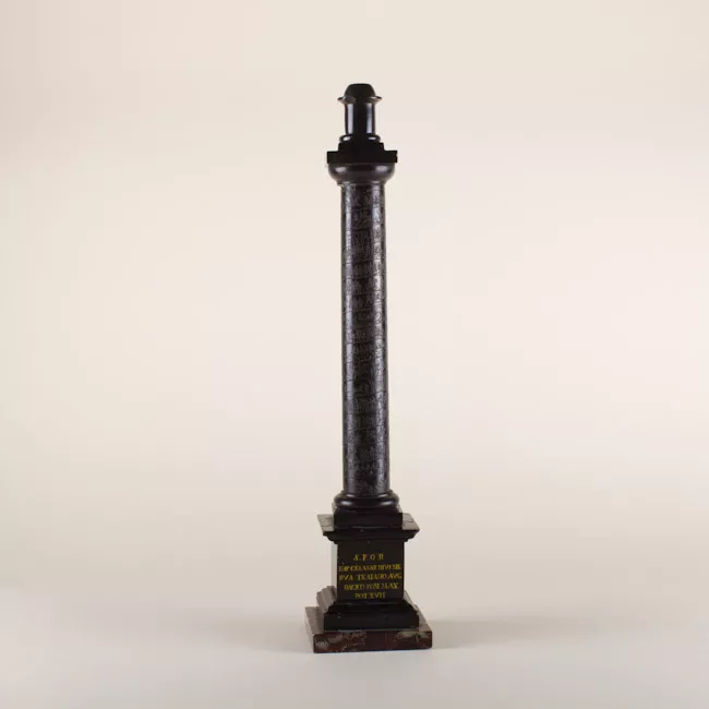 Maqueta de la columna de Trajano