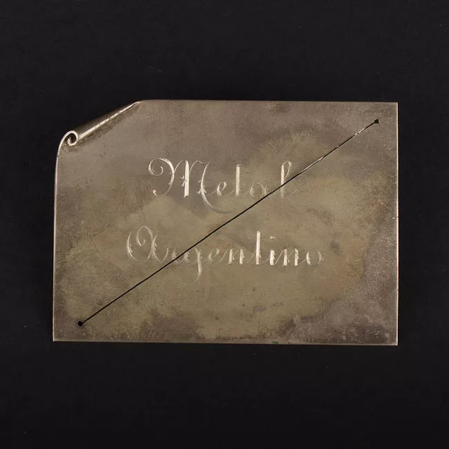 Placa metal Argentino