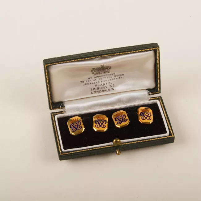Collera (joyas usadas en el vestuario)