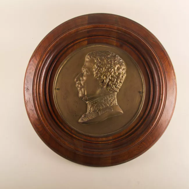 Medallón Retrato de Juan Gregorio de las Heras