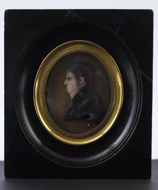 Camafeo con retrato masculino