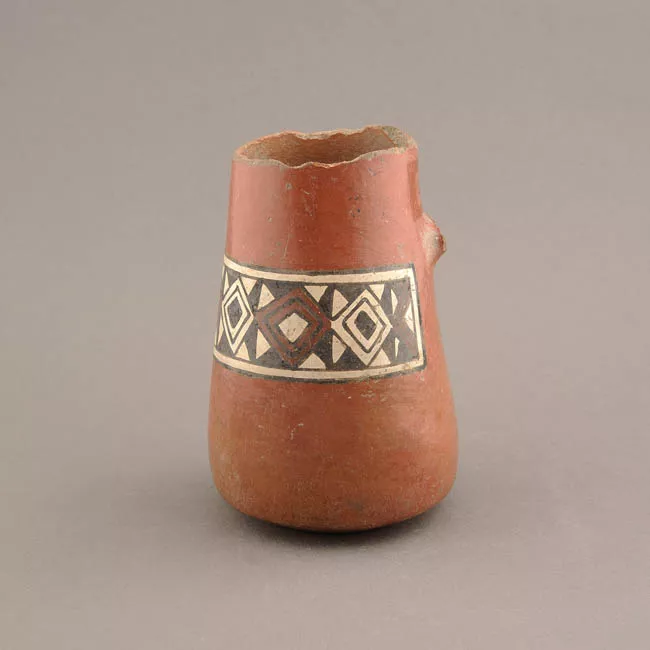 Taza (arqueológica y etnográfica)