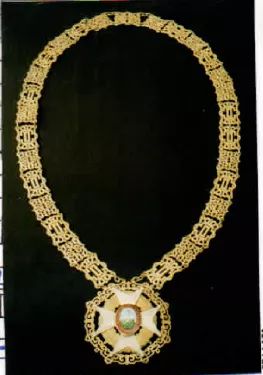 Gran Collar de la Condecoración de la Orden Nacional al Mérito del Ecuador a Patricio Aylwin