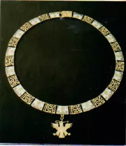 Gran Collar de la Orden Águila Azteca a Patricio Aylwin